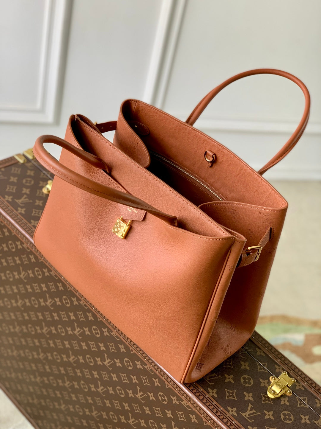 LV 2025 Vendome PM Bag 35cm Cognac Brown Calfskin 347425
