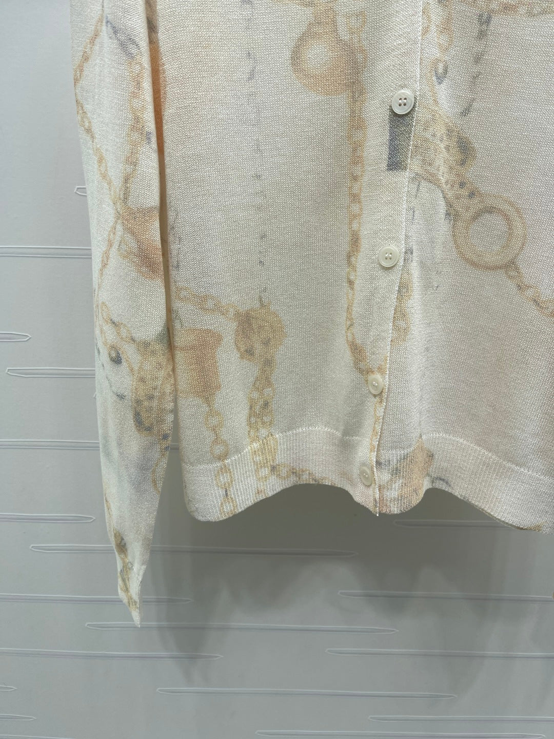 Hermes 2026 Printed V-neck Knit Long-Sleeve Cardigan Cream Wool 661988