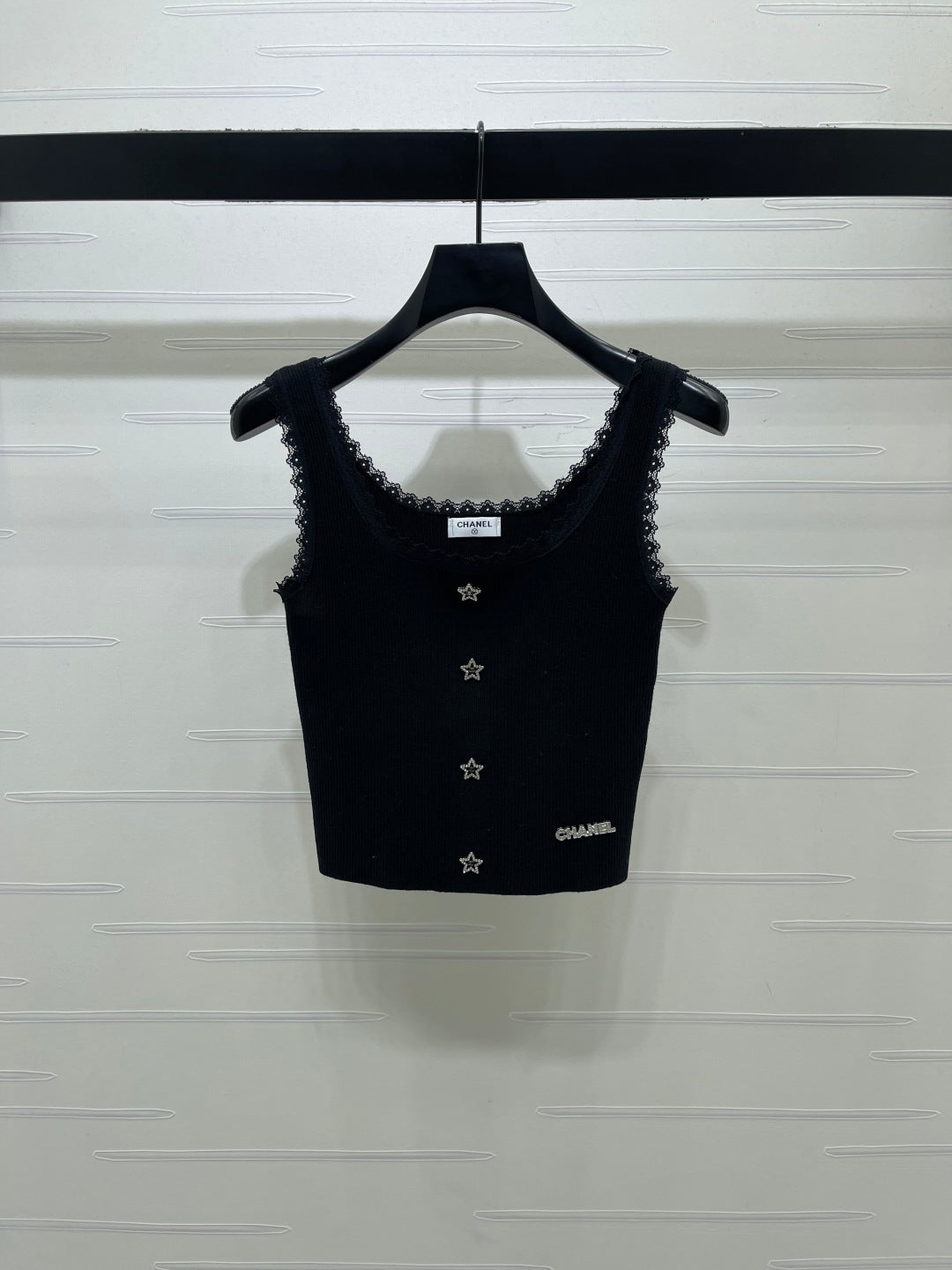 Chanel 2026 Lace-Trimmed Knit Vest Wool 771015