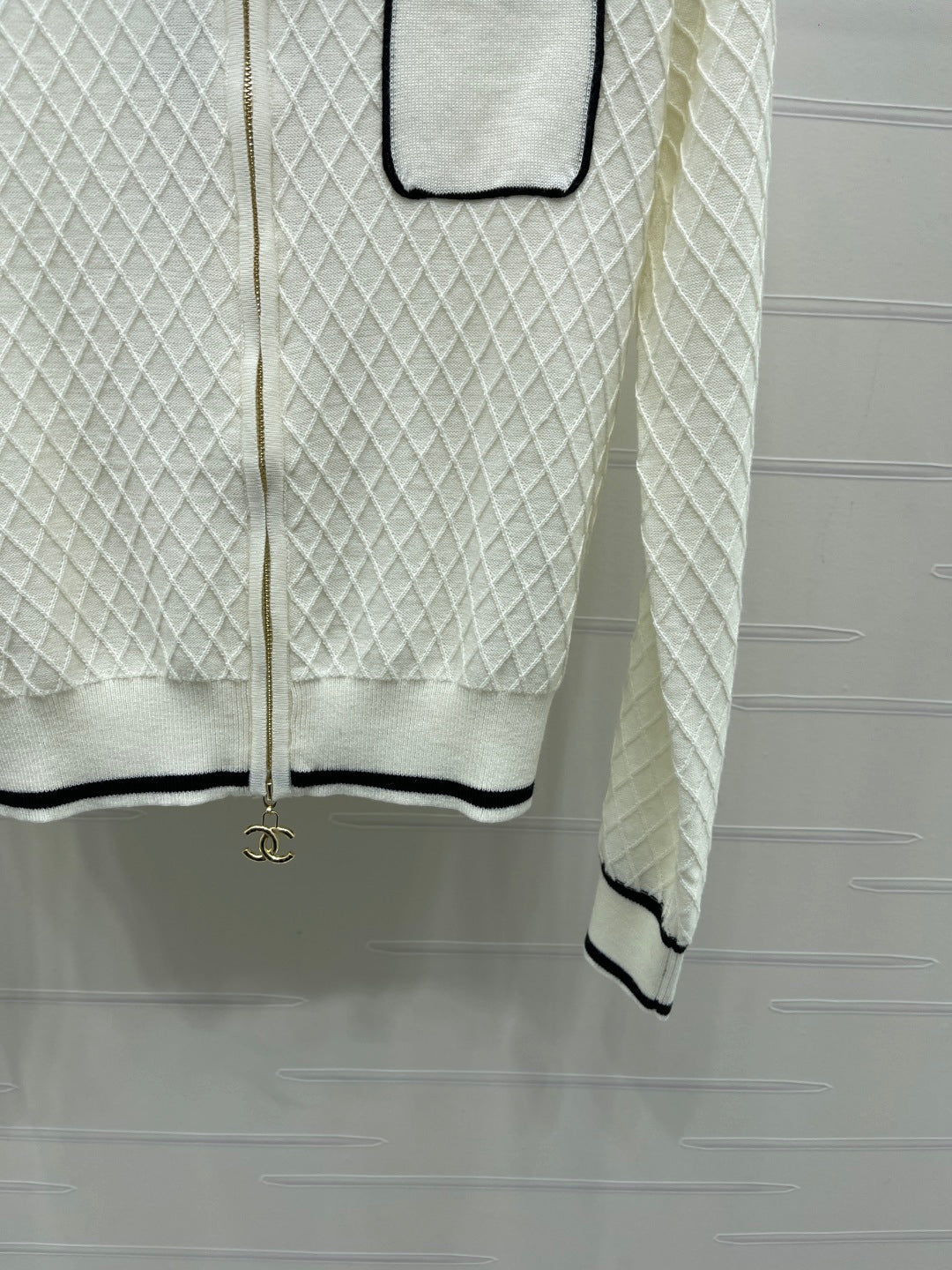 Chanel 2026 Hooded Knit Cardigan Wool 790127