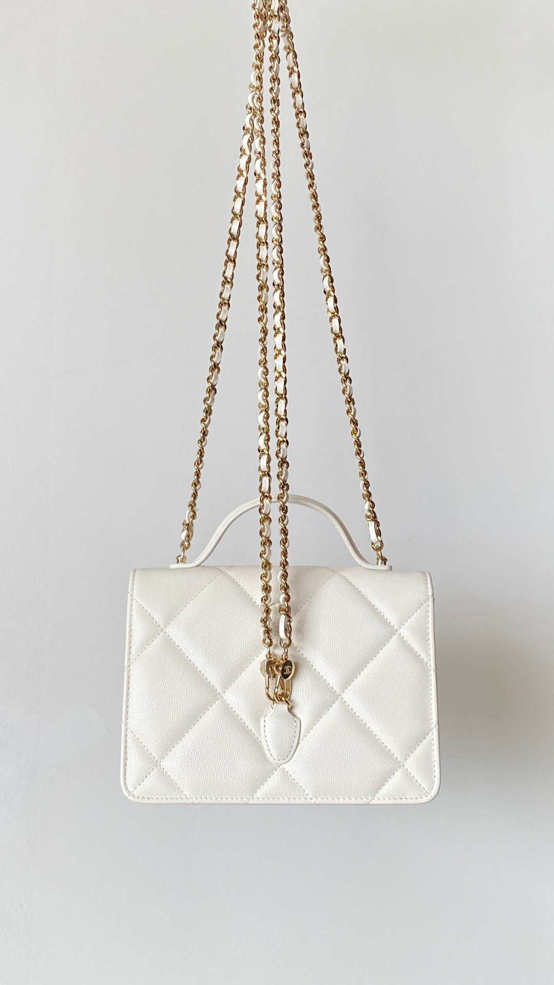 Chanel 25 Bag 18cm White Lambskin