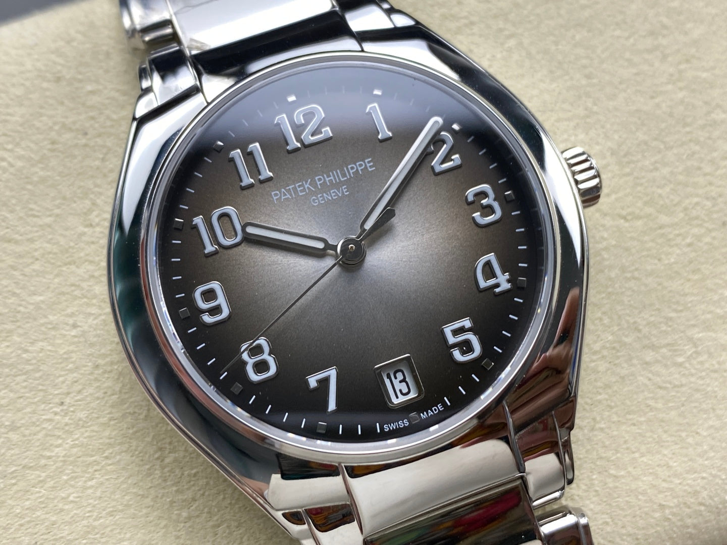 PATEK Twenty-Four 36mm Silver Gradient Gray Dial