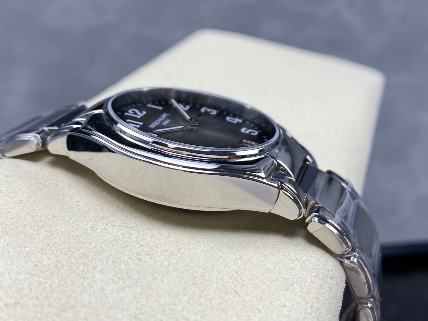 PATEK Twenty-Four 36mm Silver Gradient Gray Dial