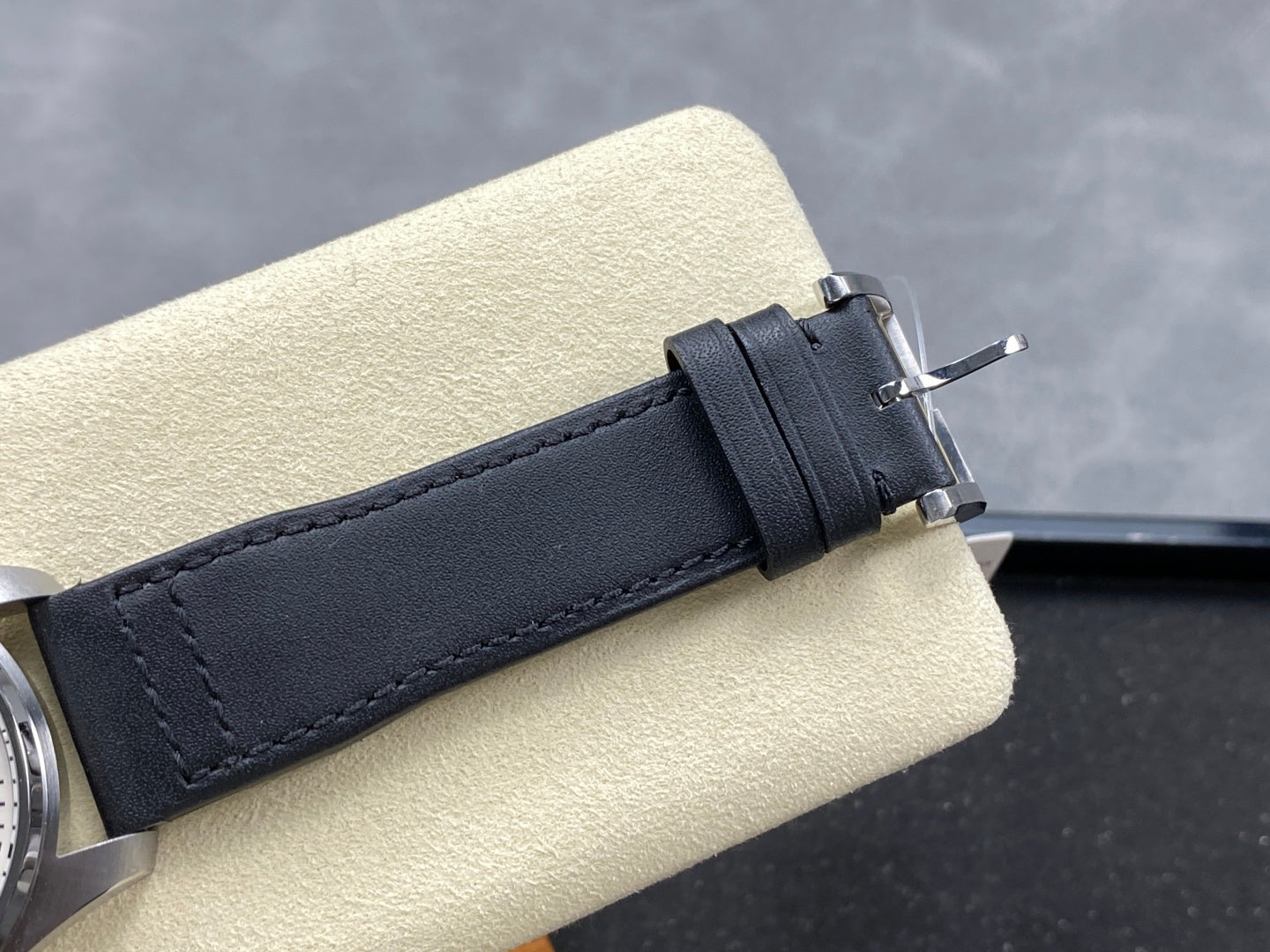 IWC Pilot 40mm Cream Dial Steel Case Black Leather Strap