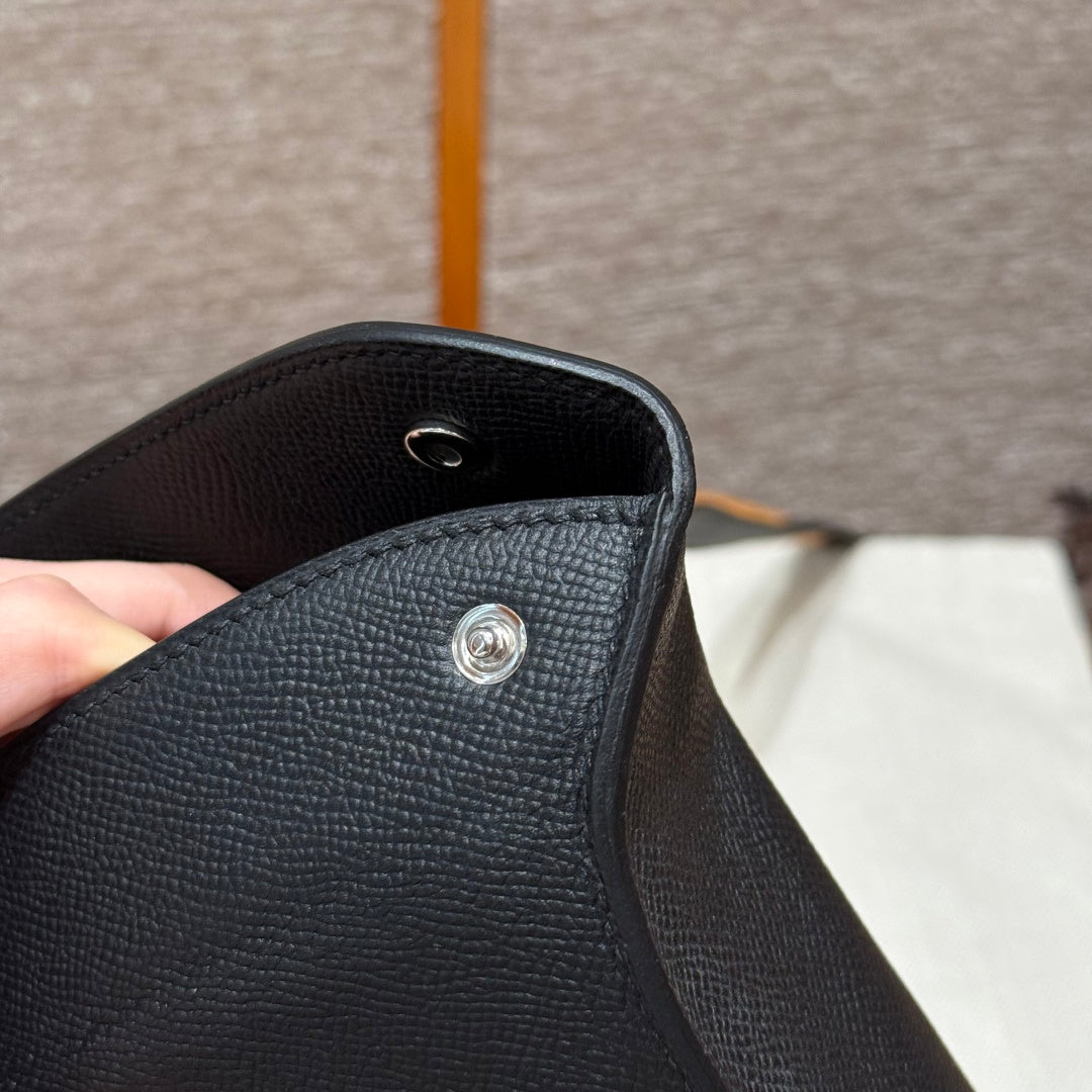 High-end Hermes 2026 Videpoches Bag 27cm Togo Calfskin