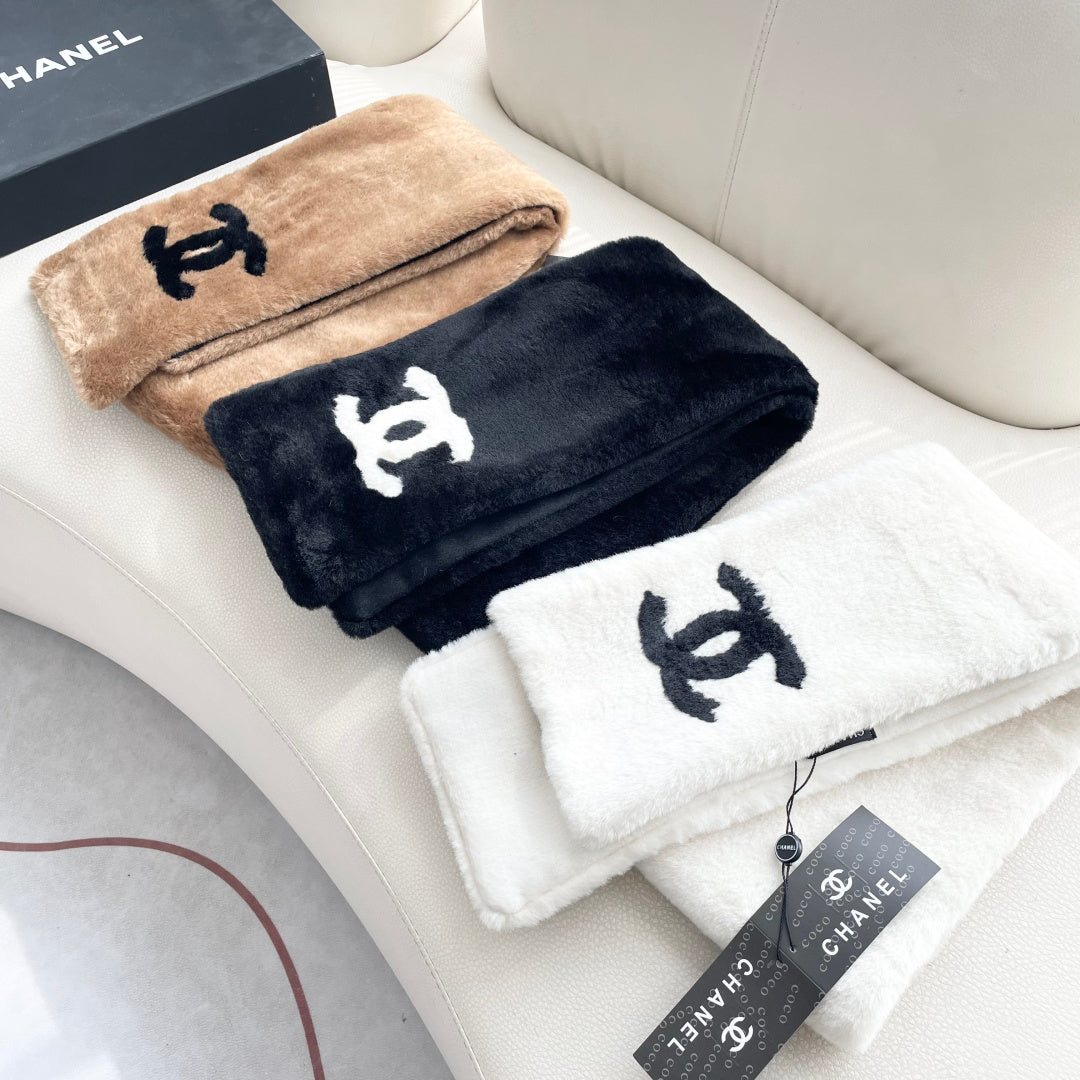 CC 25 Scarf 170cm White Black Fleece 968491