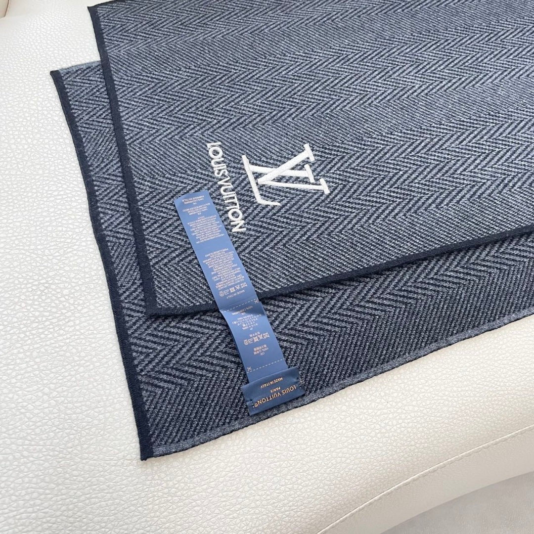 LV Couple's Style Scarf 180cm Black Cashmere 976364
