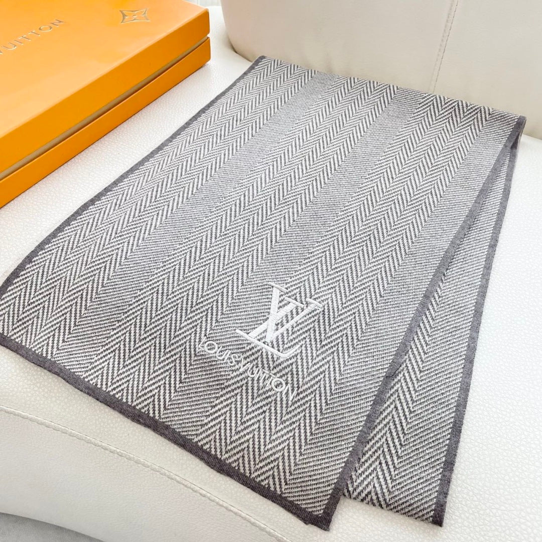 LV Couple's Style Scarf 180cm Light Gray Cashmere 976365