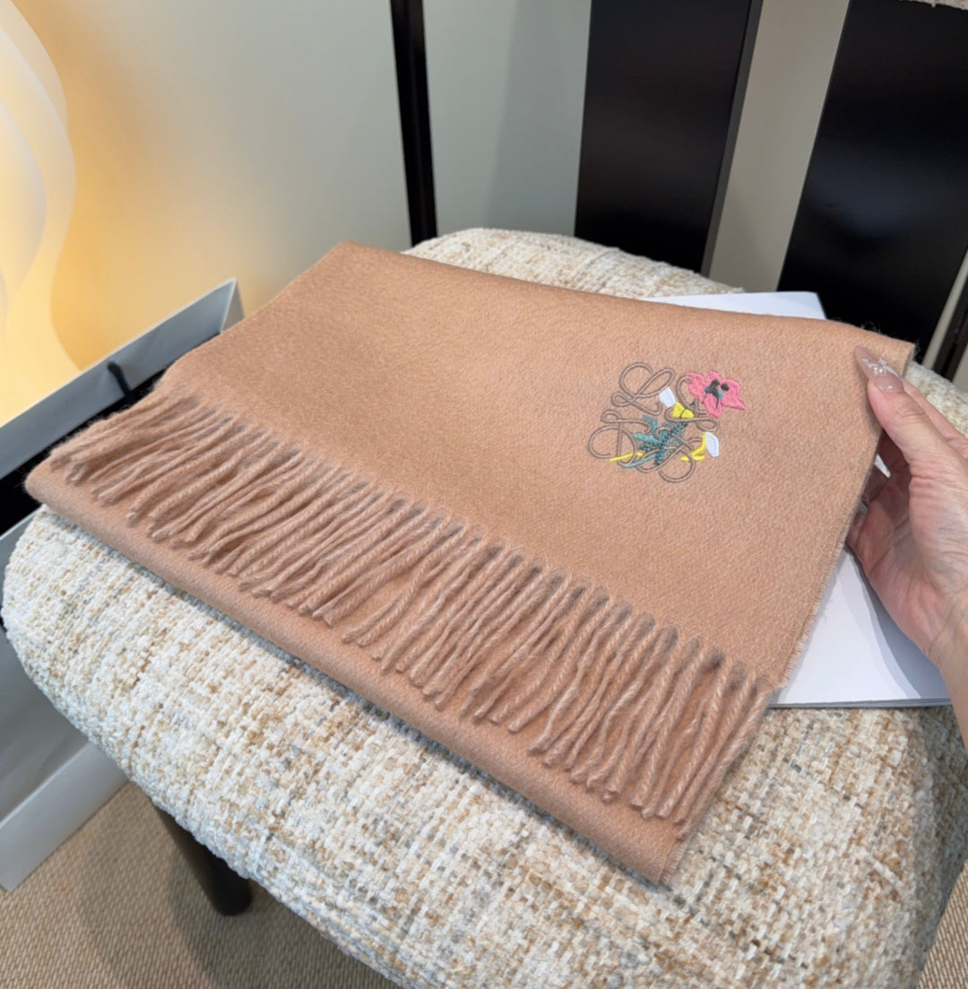 Loewe Scarf 180CM  Dark Beige Cashmere 969473