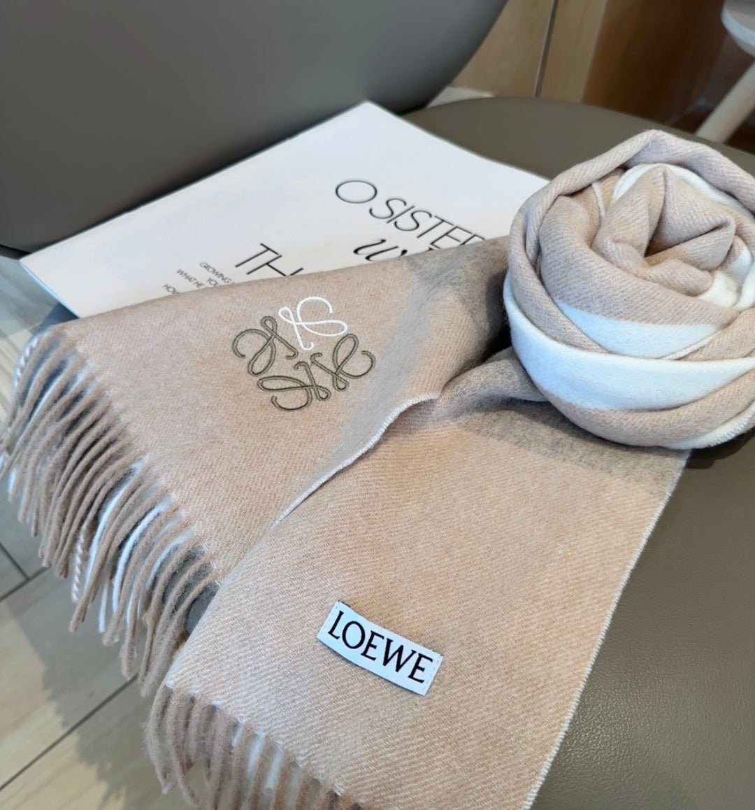 Loewe Scarf 180CM  Beige Cashmere 969481