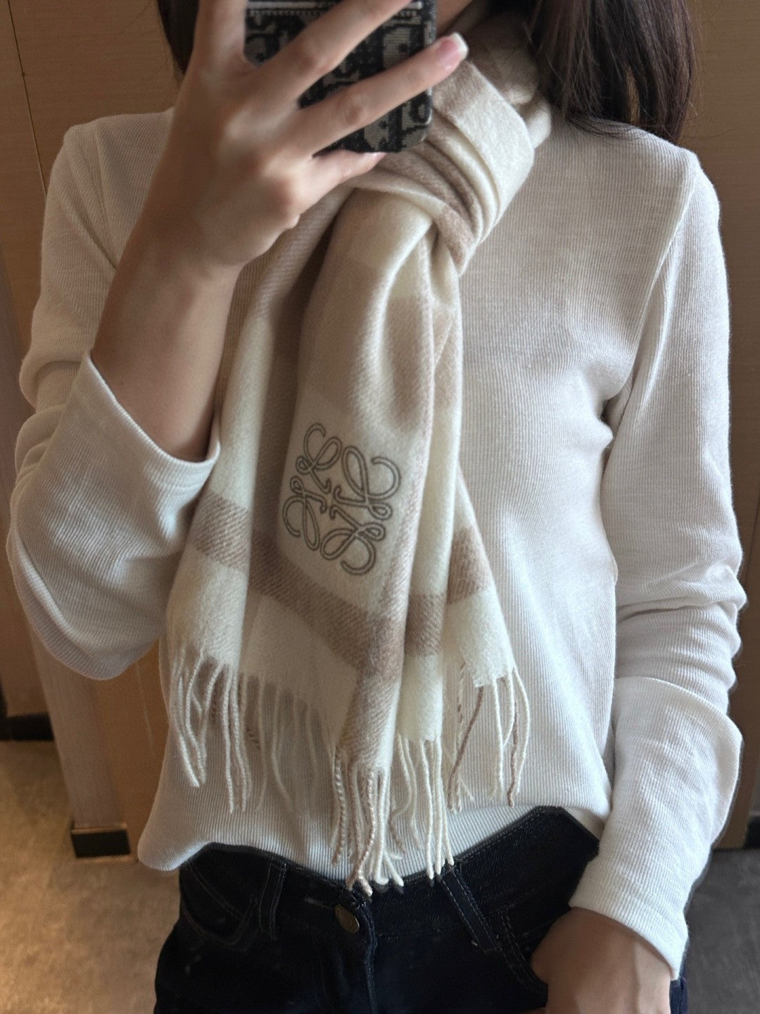 Loewe Scarf 180CM Ivory Beige Cashmere 969482