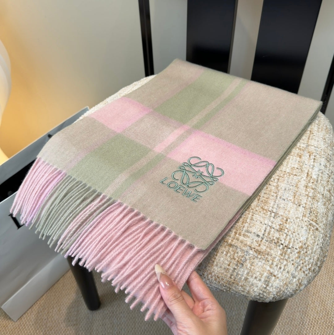 Loewe Scarf 180CM Light Gray Pink Cashmere 969485
