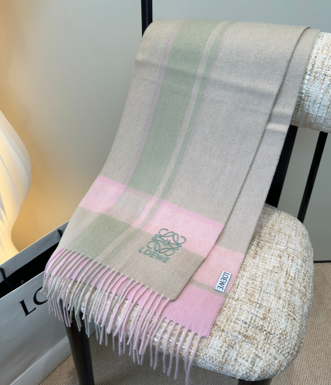 Loewe Scarf 180CM Light Gray Pink Cashmere 969485