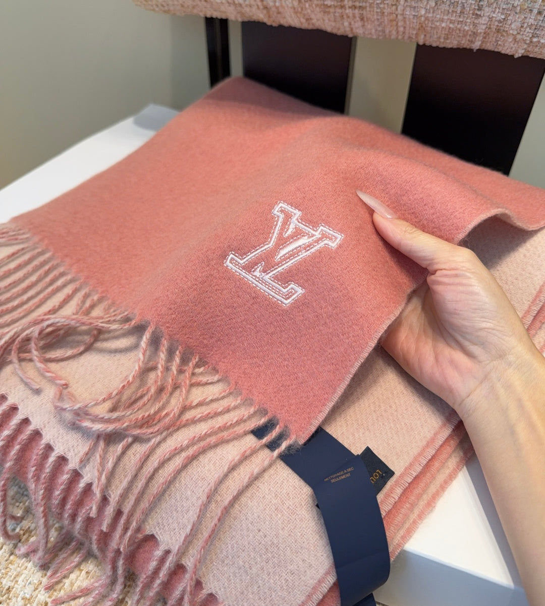 LV Scarf 180cm Pastel Pink Cashmere 973407