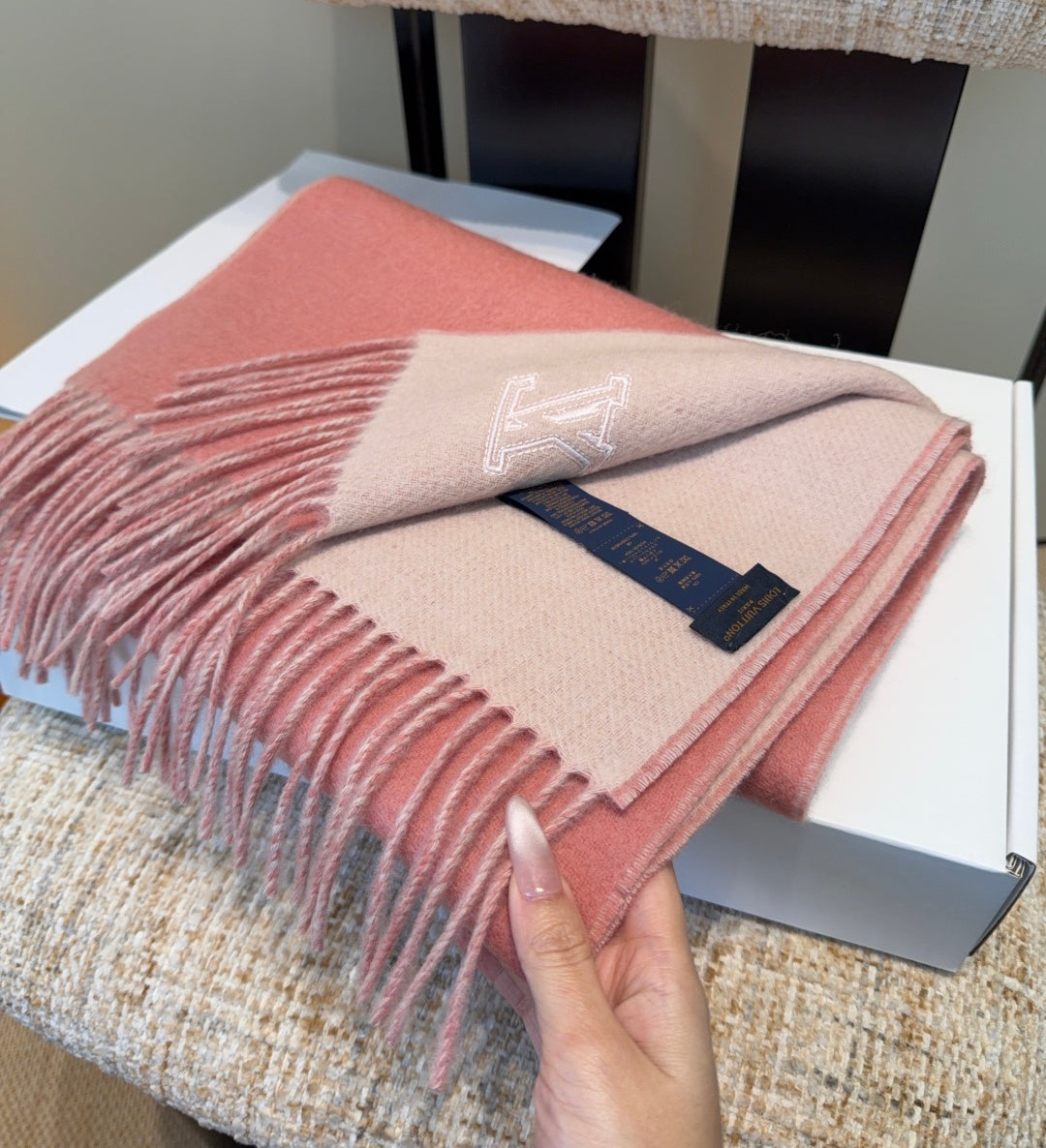 LV Scarf 180cm Pastel Pink Cashmere 973407