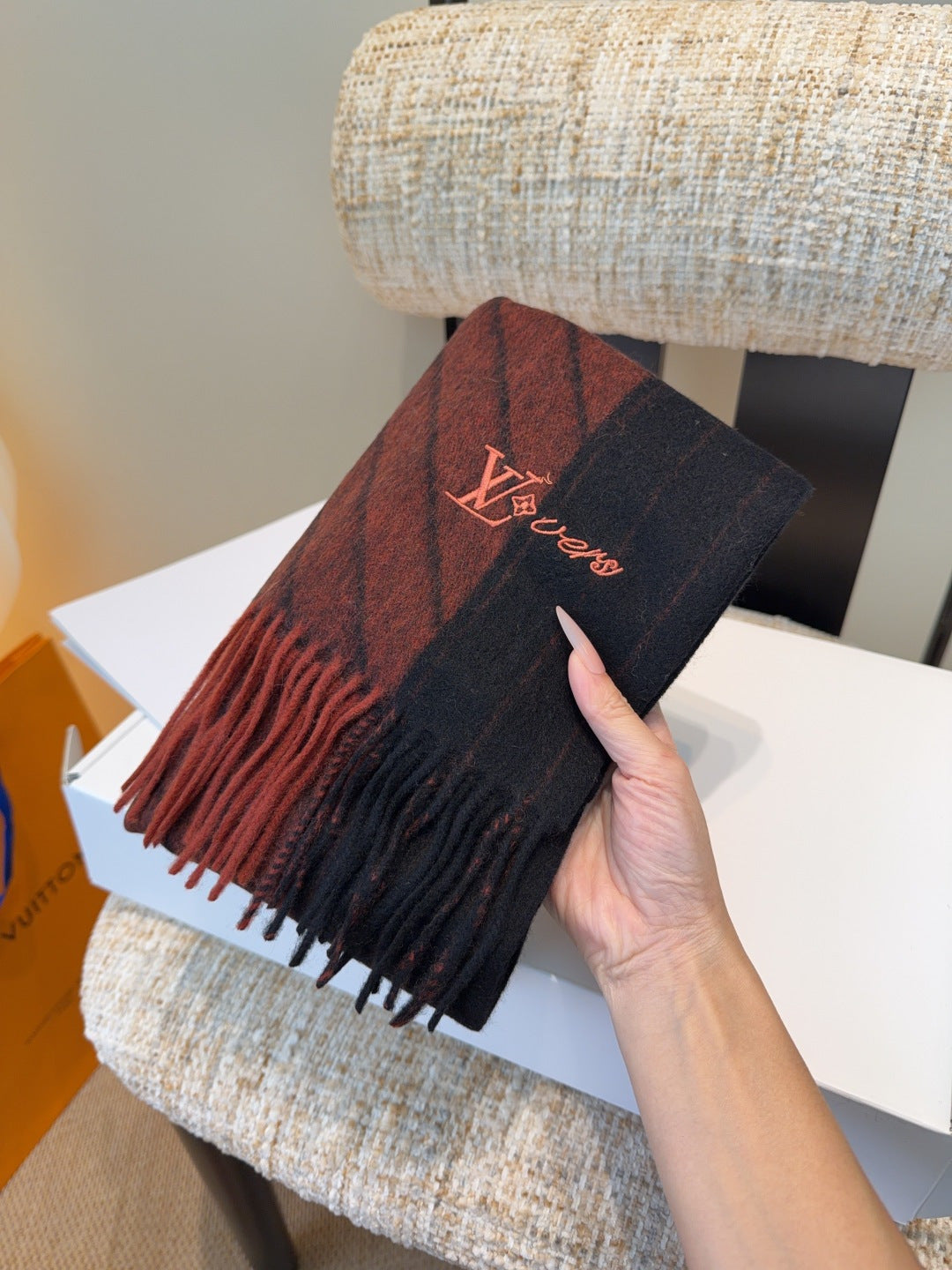 LV Scarf 180cm Black Deep Red Wool Cashmere 977014