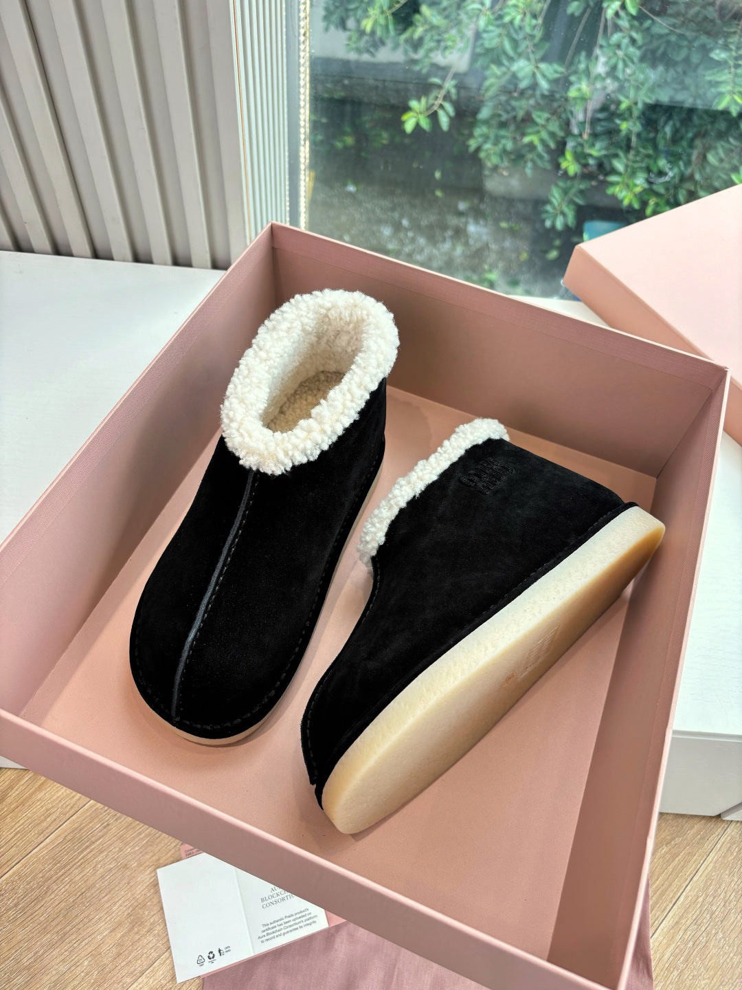 Miu Miu 2026 Shearling-Lined Ankle Boots Suede 994132