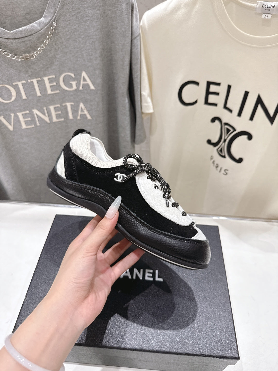 Channel 2026 Sneaker Calfskin And Suede 896465