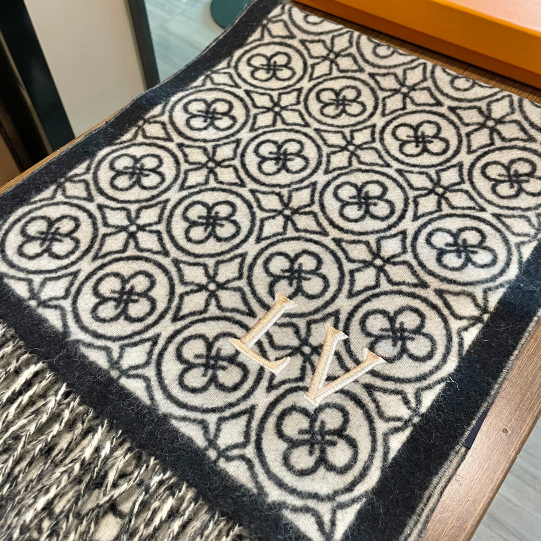LV  25s Scarf 200cm Black White Woolen 973137