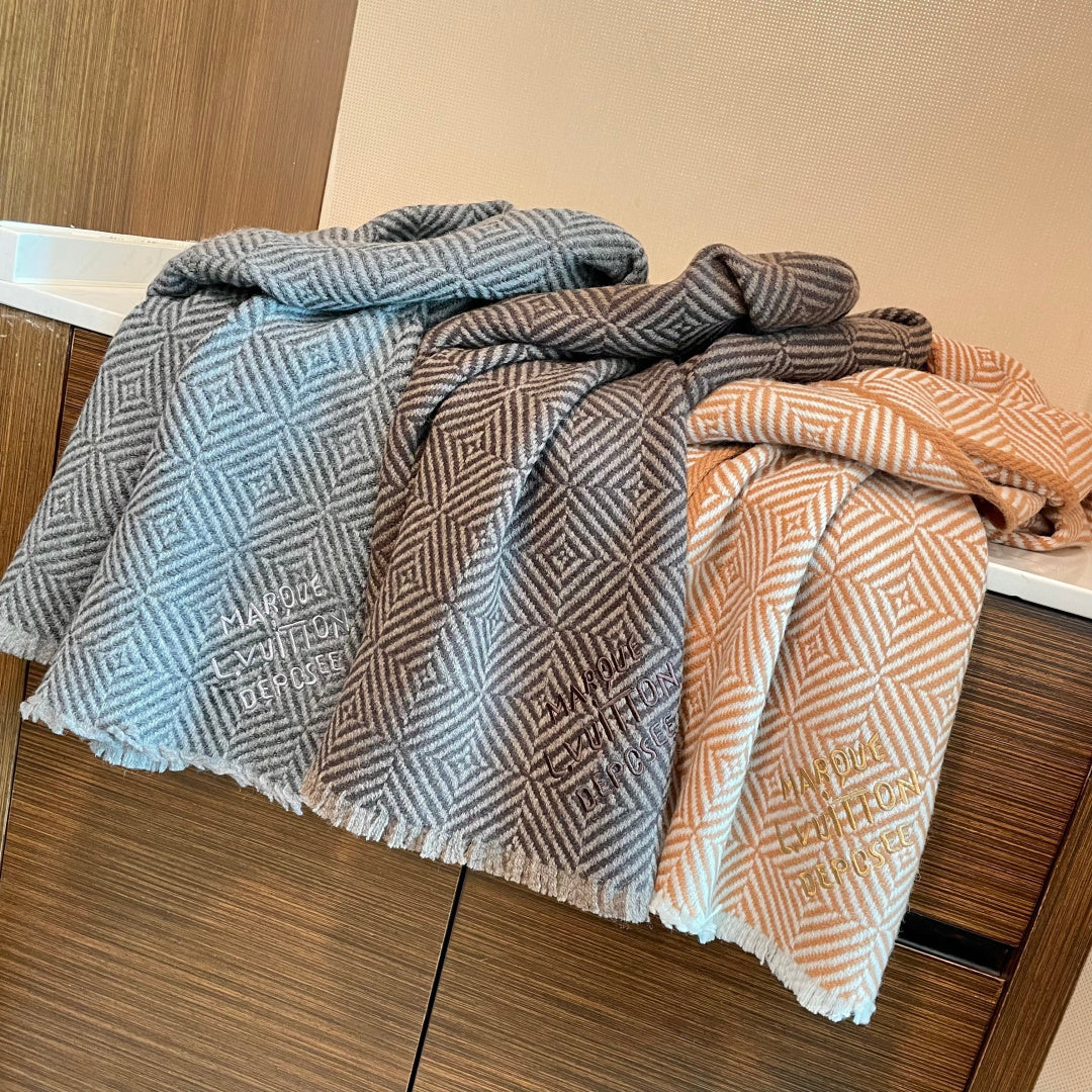 LV Exclusive Scarf 200cm Gray Cashmere 976320