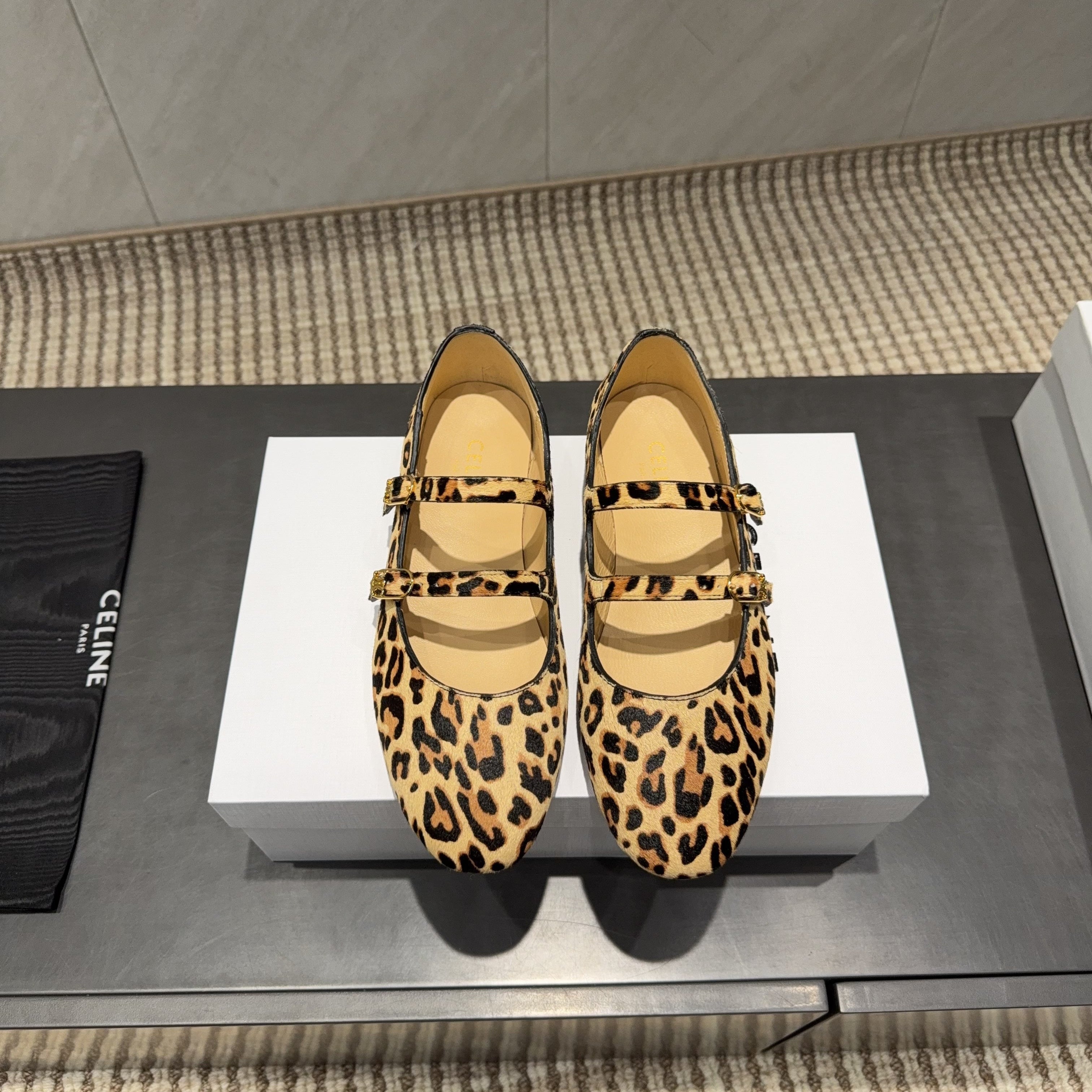 Celine 26 Ballet Flats Leopard Print Suede 614466