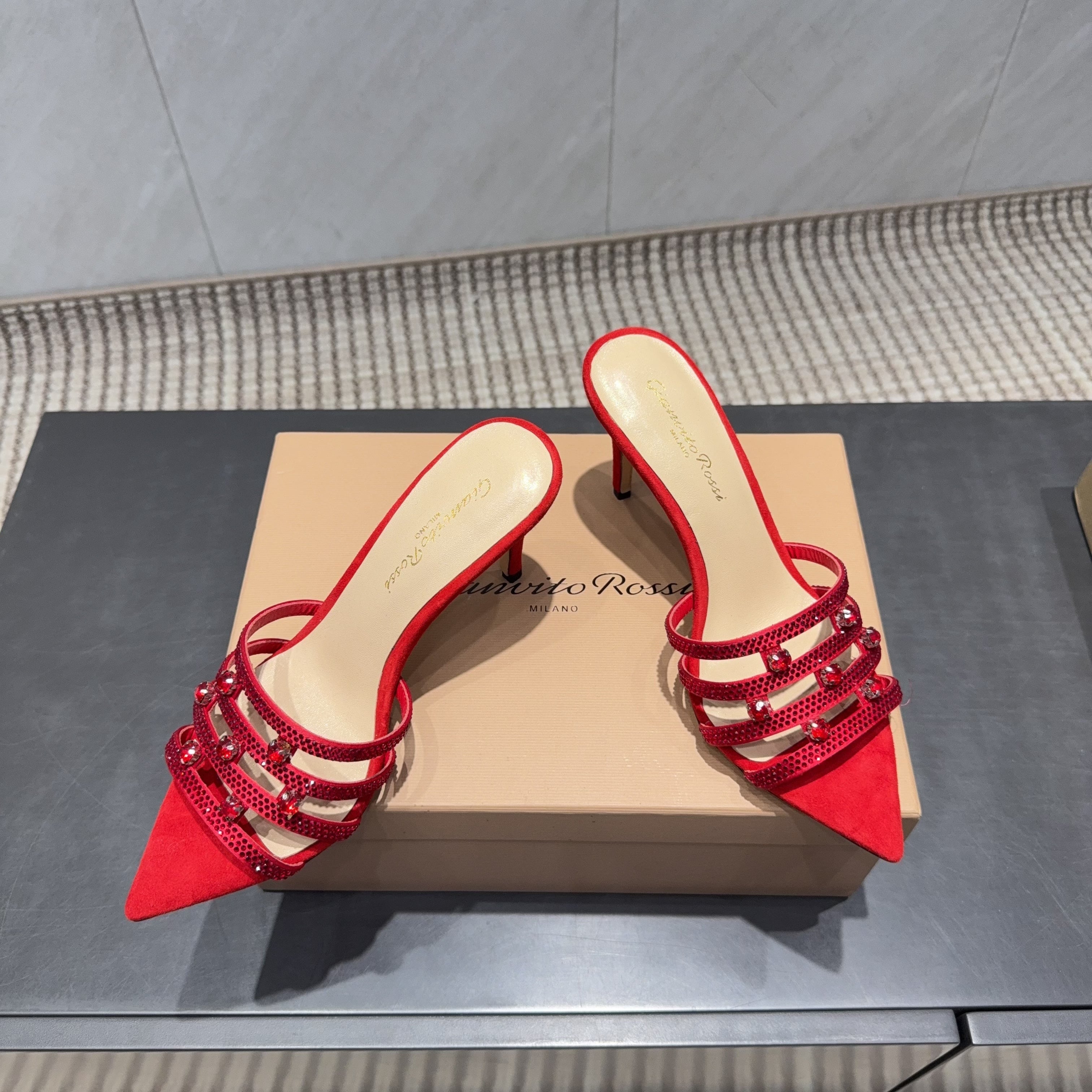 CL 26SS High Heeled Sandals 100 Red Beige Sheepskin 613827