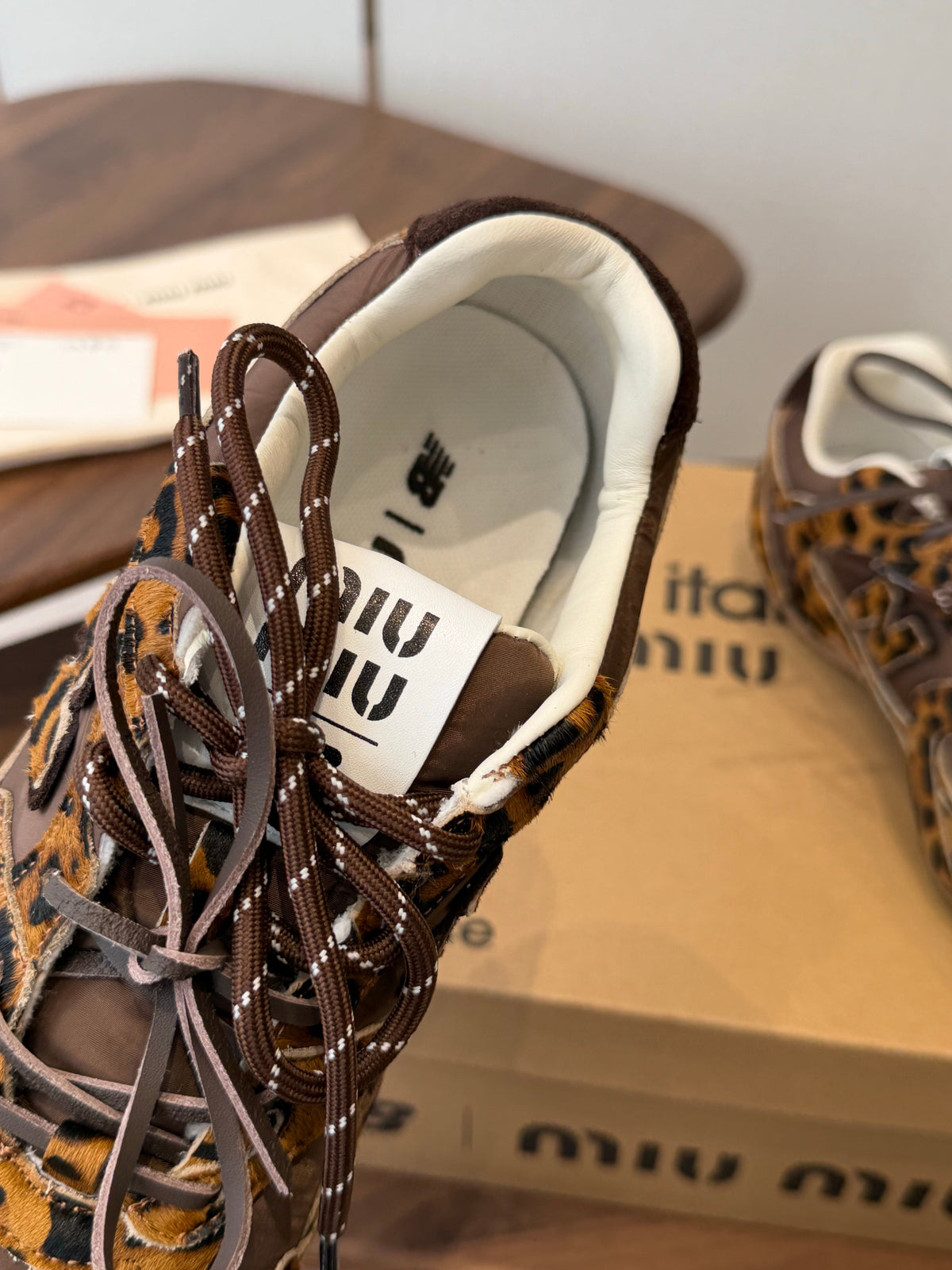Miu Miux New Balance 2026 Low-Top Sneakers Suede