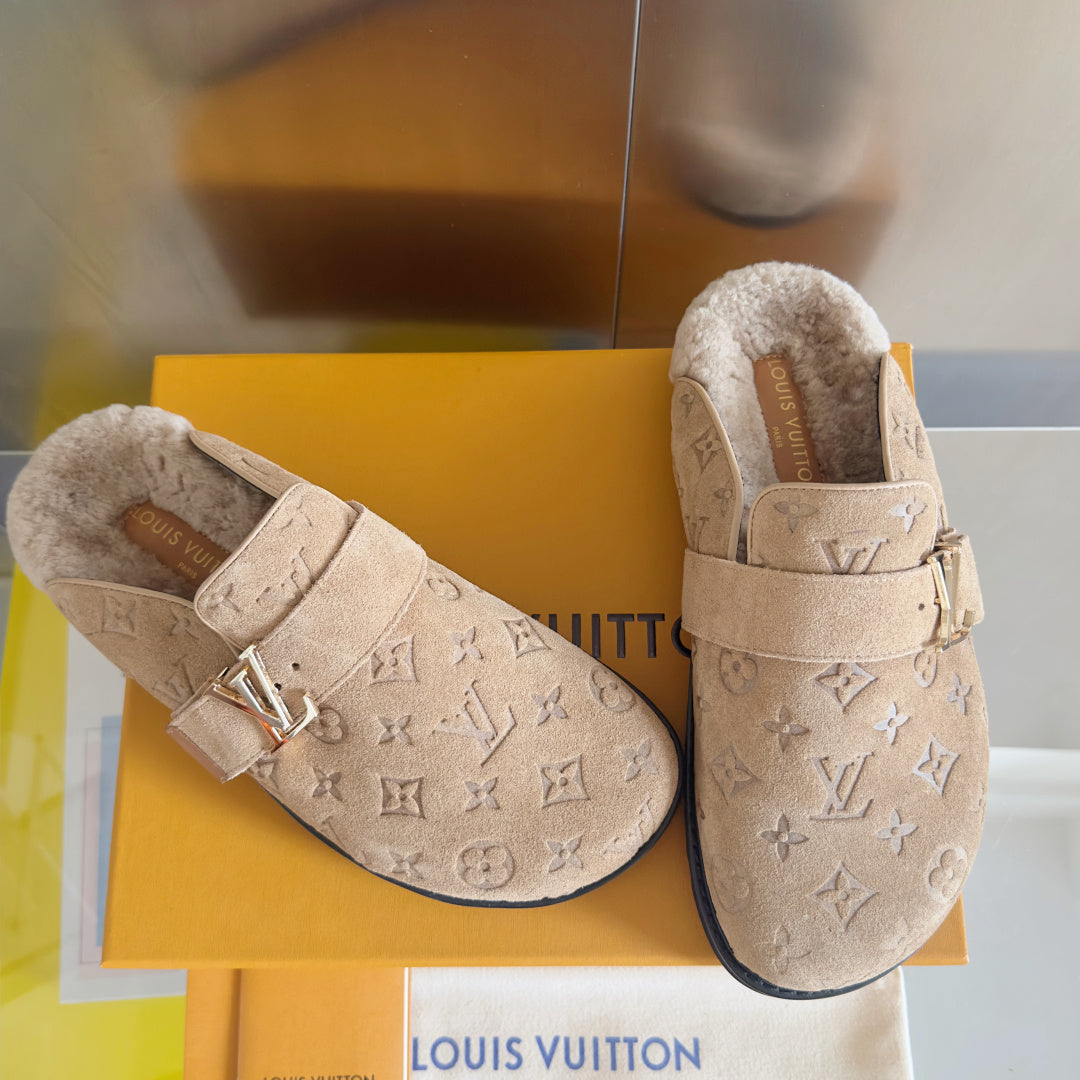 LV 25 Birkenstock Platform Slippers Beige Suede Wool 576216