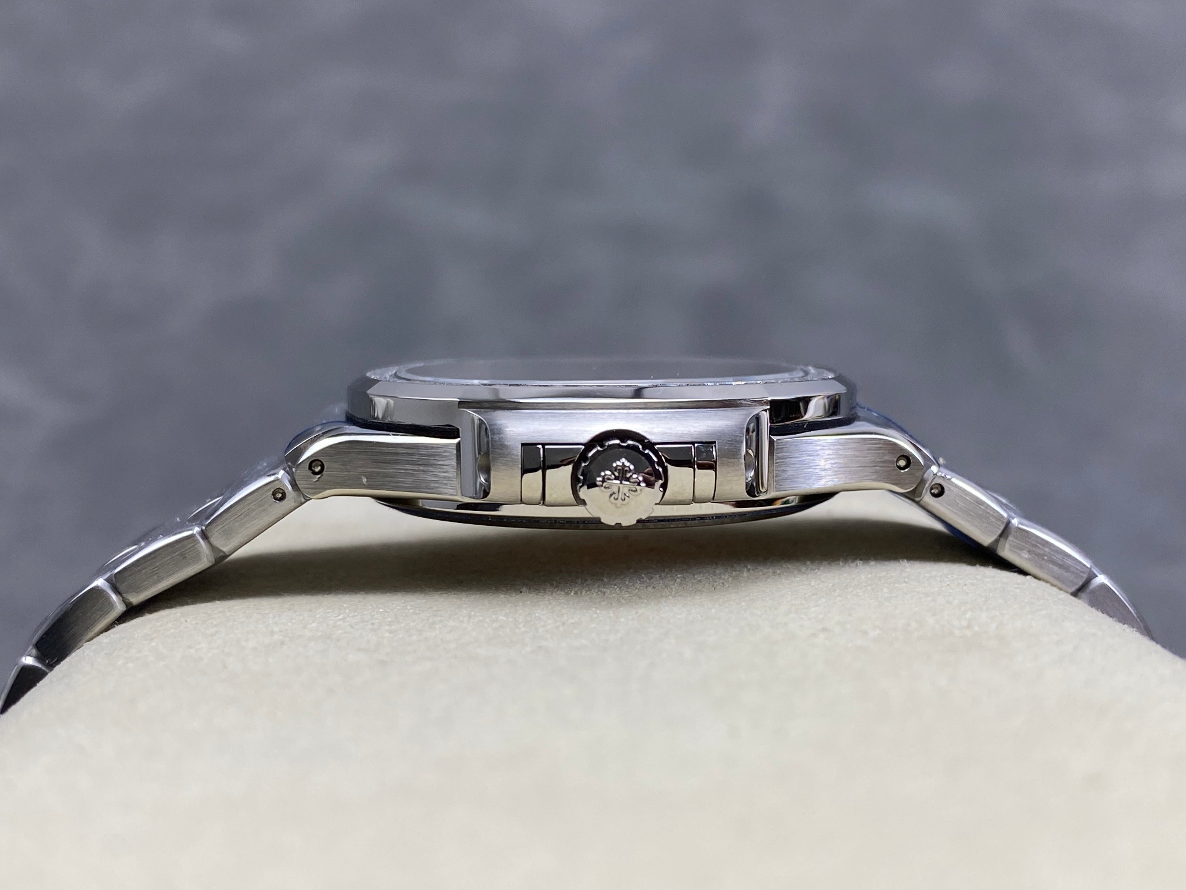 Patek Philippe Nautilus 35mm Black Gray Dial Sliver Case Diamond Bezel