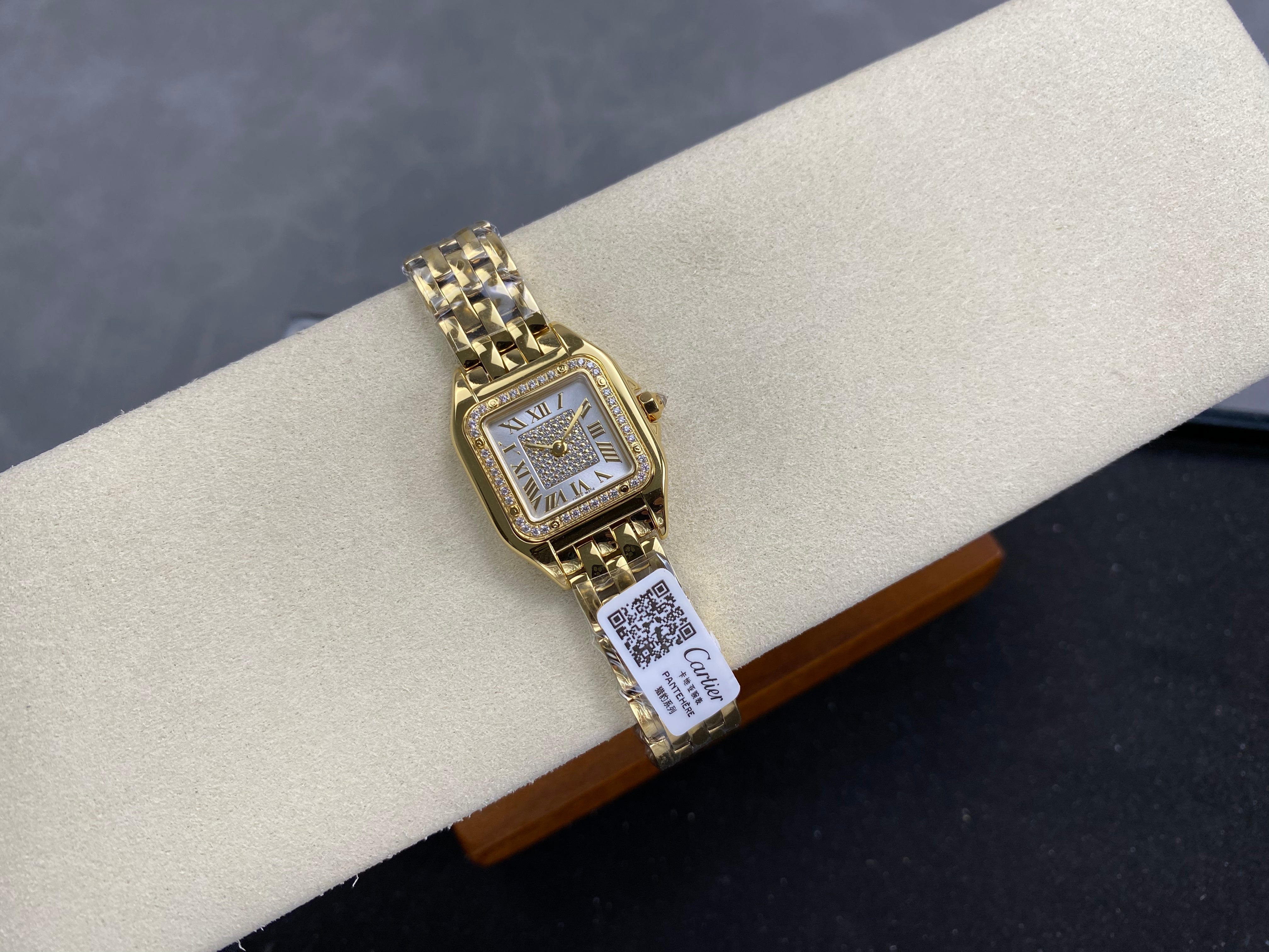 Cartier Panthère  37mm White Diamond Dial Gold Diamond Bezel