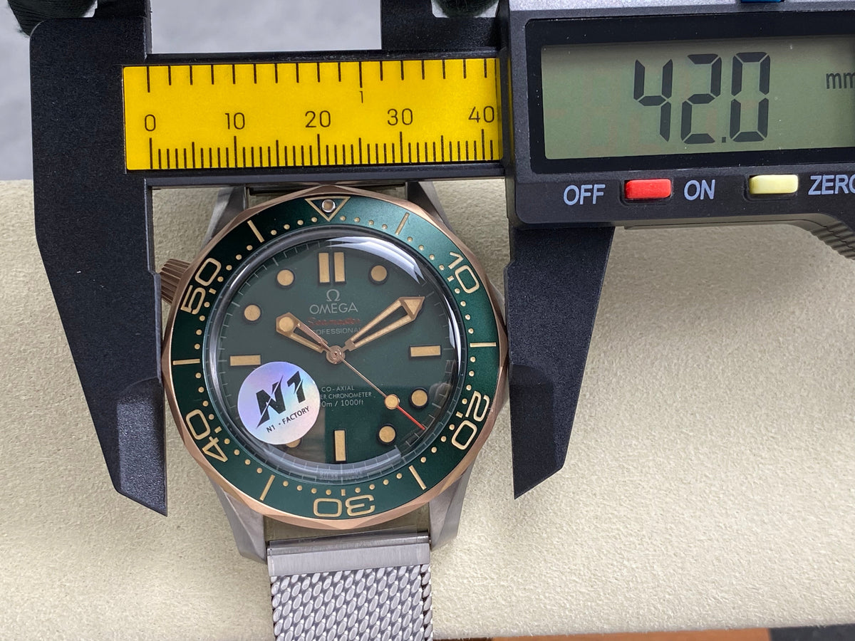 Omega Seamaster Diver 300M 42mm Green Dial Watch