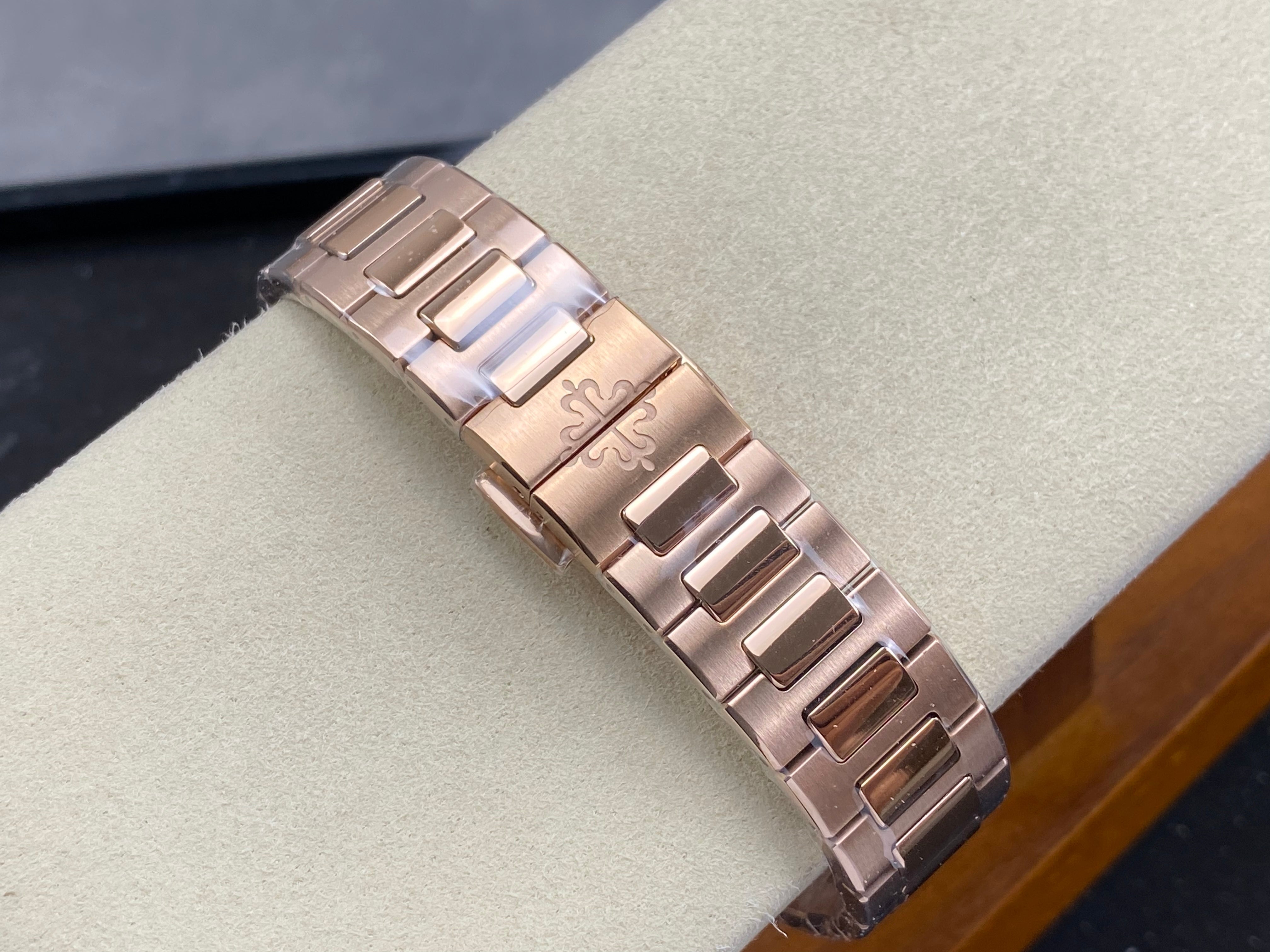 Patek Philippe Nautilus 34mm Pink Gold Case Diamond Bezel