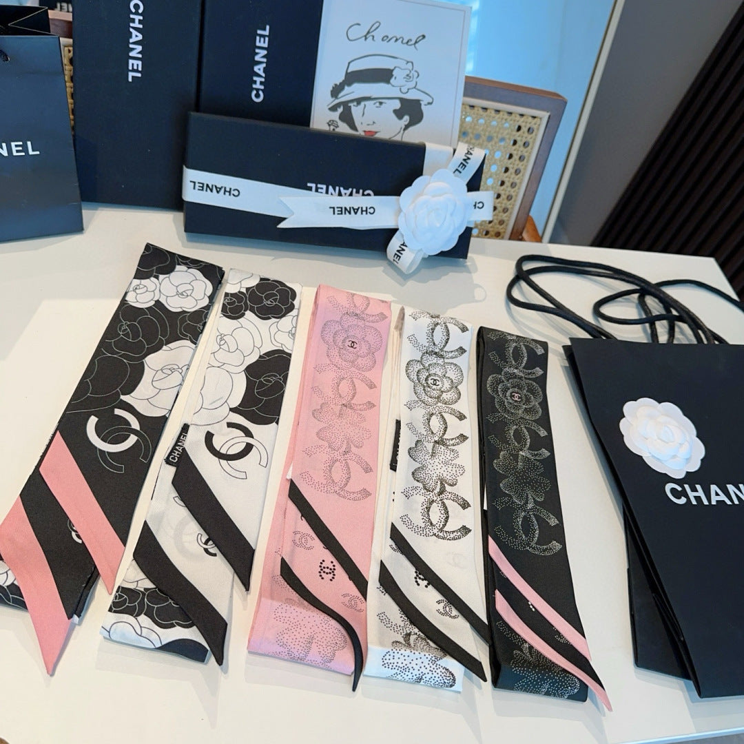 CC  Twilly Mini Scarf 120cm White  Black Mulberry Silk 953291