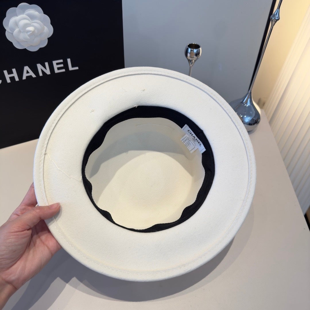 Chanel Cashmere Flat Top 425545