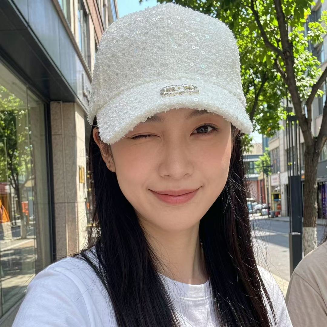 Chanel Embellished With Sparkling Sequin Baseball Cap 447891