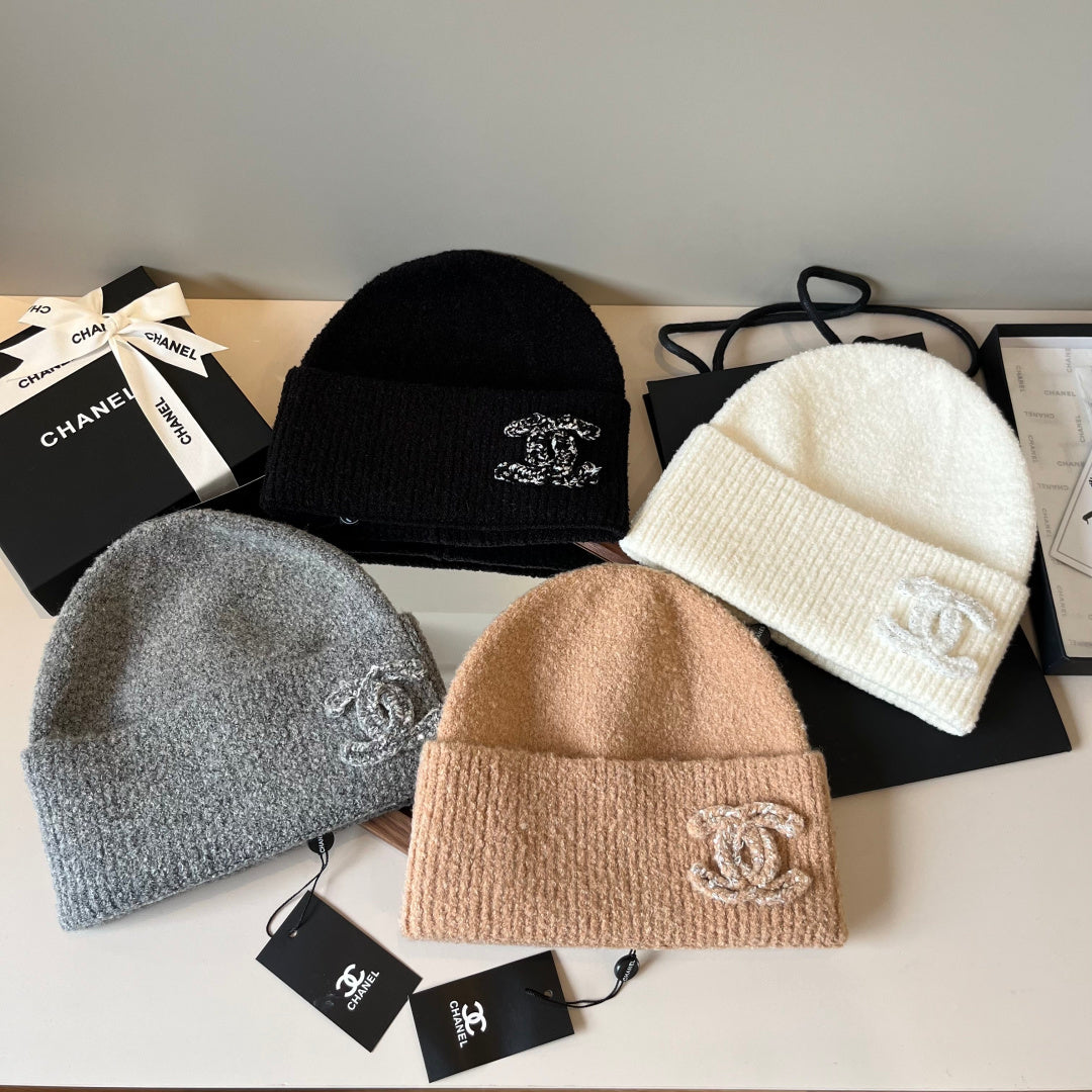 Chanel Beanie Wool 447885
