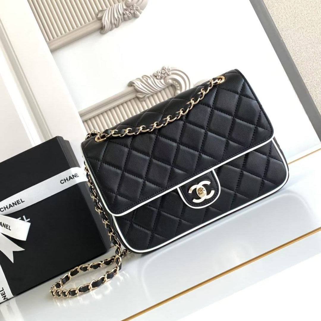 CC 25P Mini Flap Bag 23cm Black White Calfskin