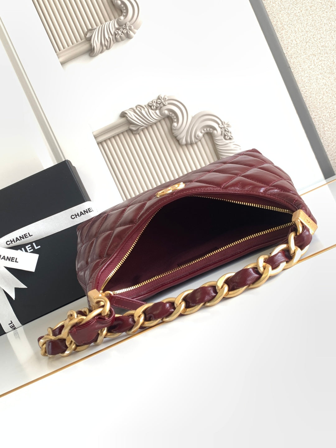 CC Hobo Bag 35 Red Lambskin 277763