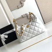 CC Hobo Bag 35 White Lambskin 277764
