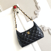 CC Hobo Bag 35 Black Lambskin 277765