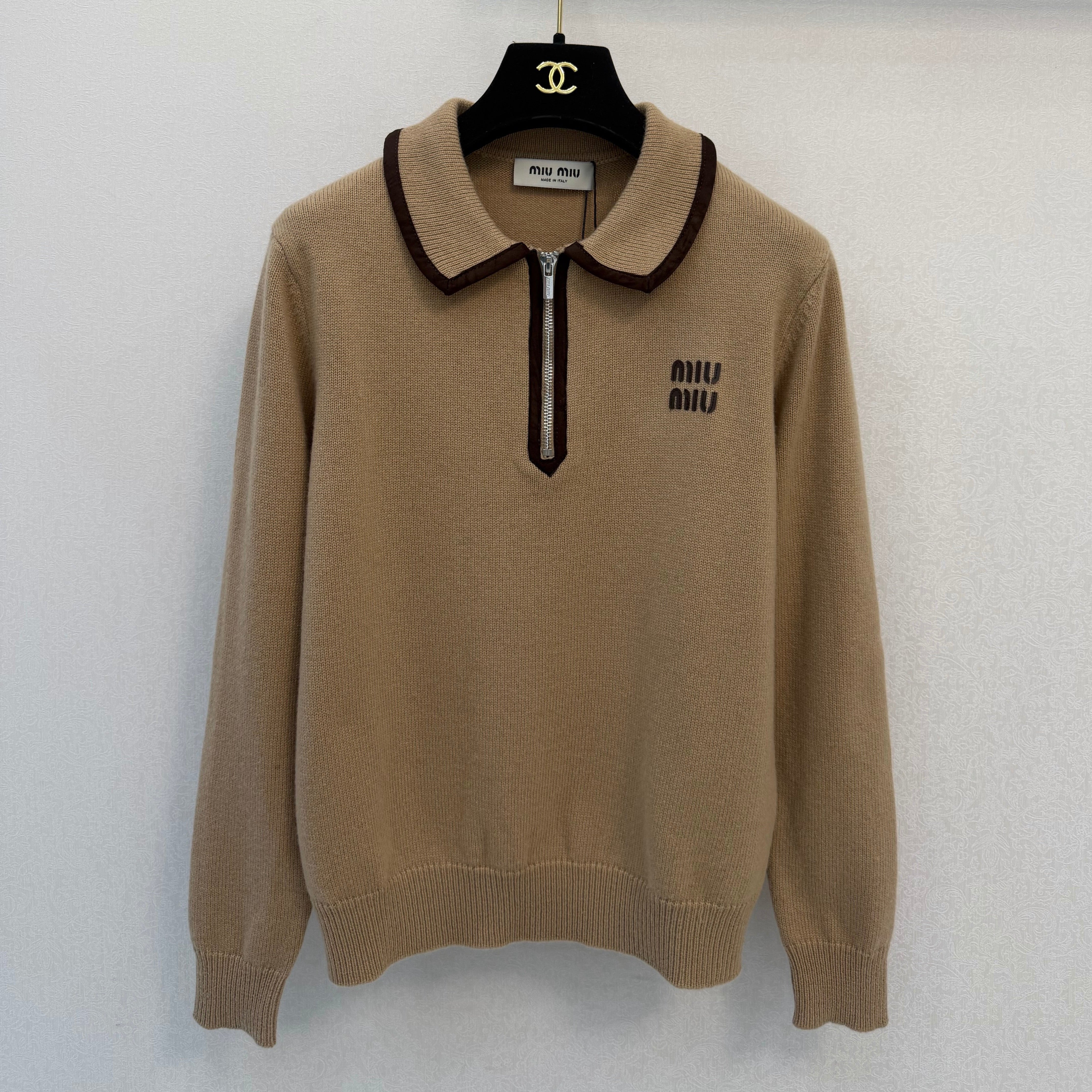 Miumiu 2026 Collared Half-zip Long-sleeved Shirt Light Brown Wool 425585