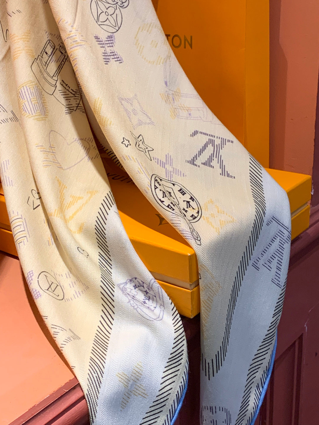 LV Double-sided velvet 140cm Light Yellow Silk Cashmere 967396