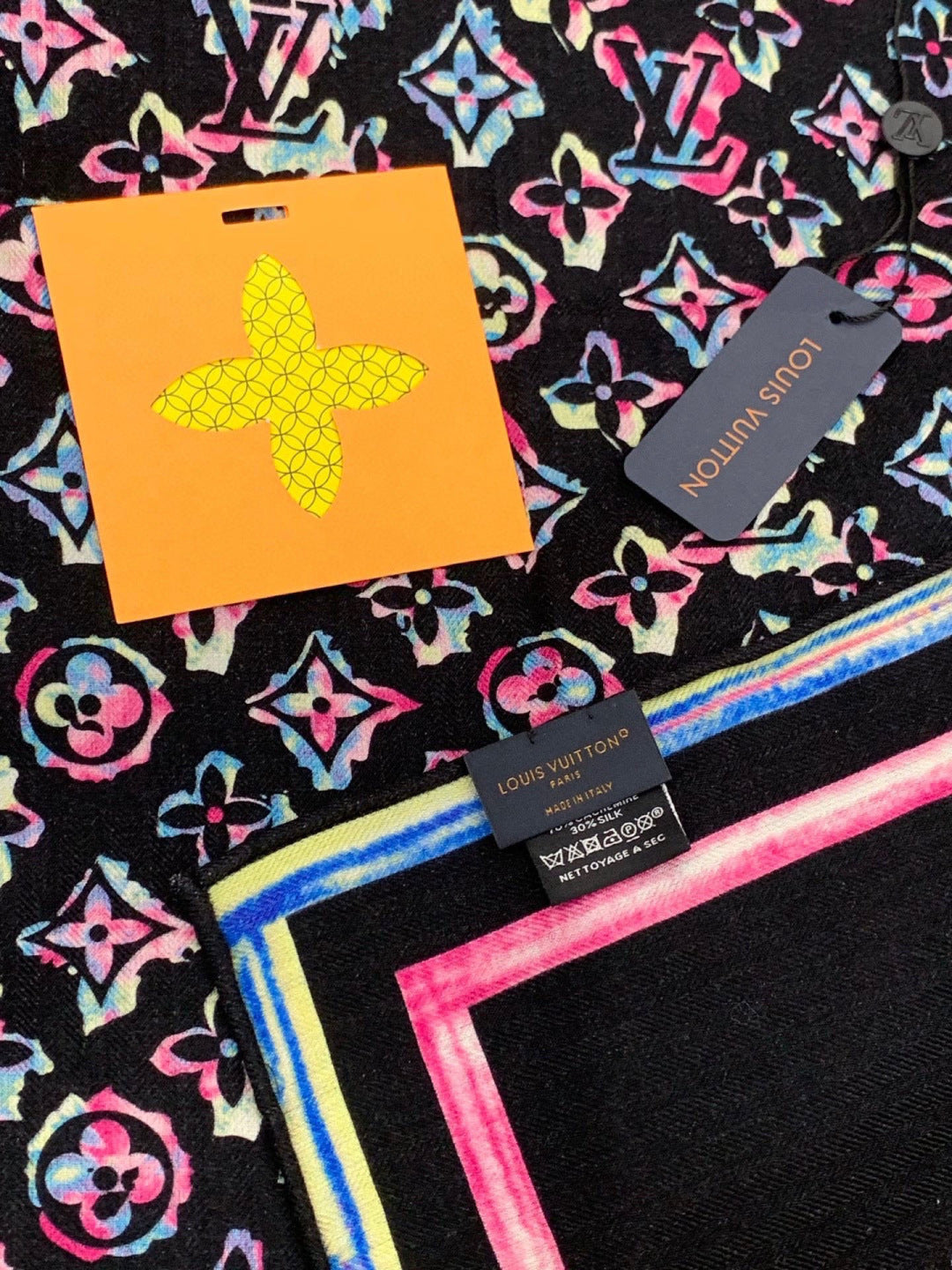 LV Double-Sided Shawl Scarf 135cm Black Pink Colorful Cashmere 968795