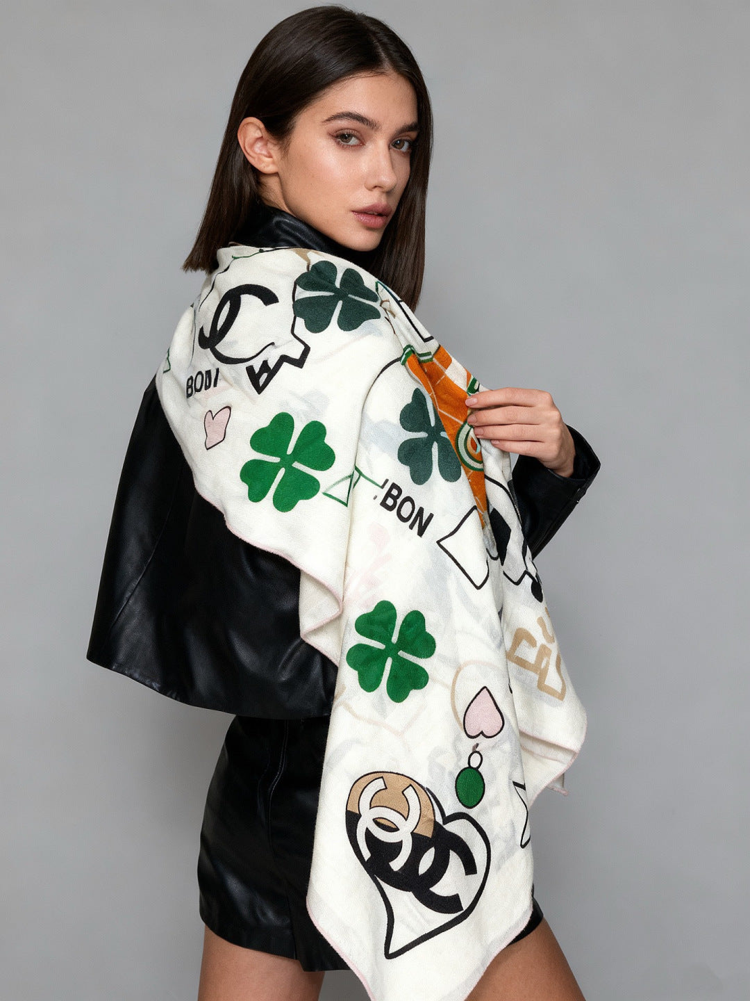 CC 25 Reversible Scarf 135cm White Green Cashmere 969245