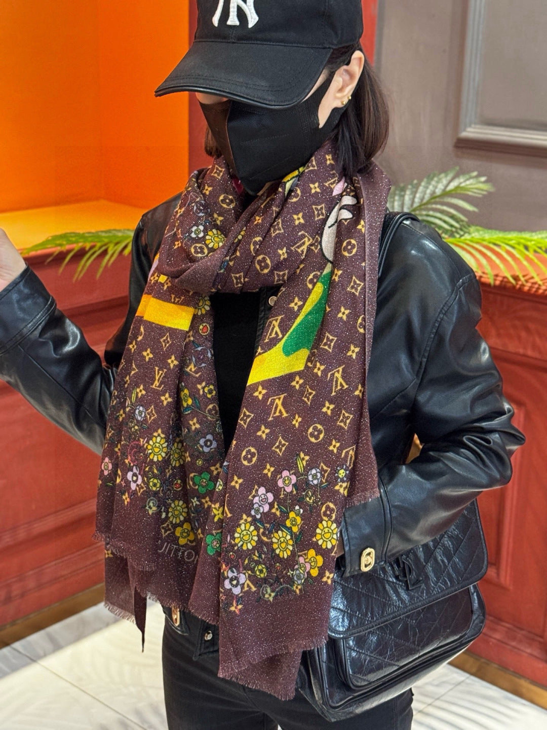 LV Glowing Scarf 200cm Brown Yellow Cashmere 970881