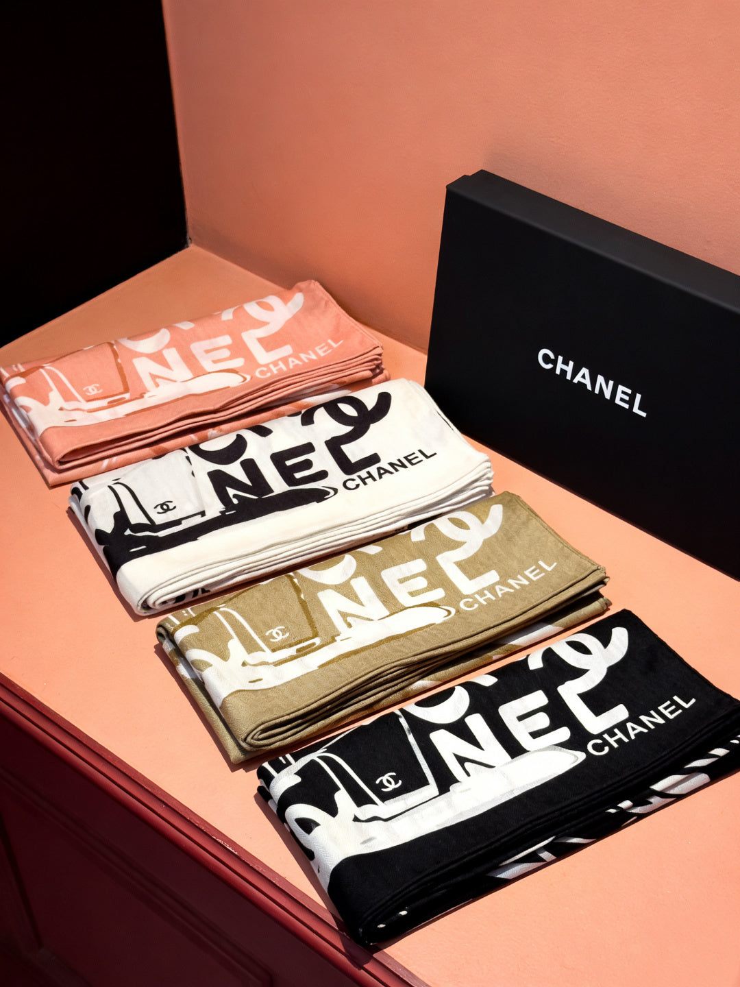 CC 25 Reversible Scarf 135cm Pink Cashmere 970900