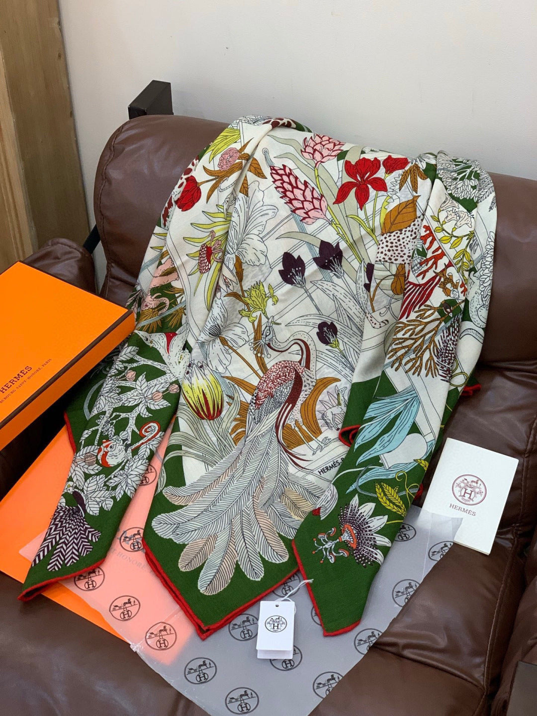 HM 25s Rainbow Scarf 140cm Green Colorful Cashmere Silk 970926