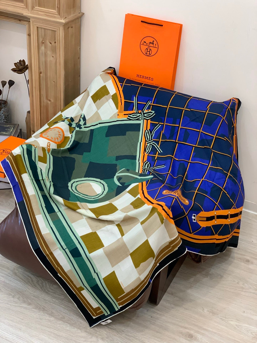 HM 25s Checkered Horse Scarf 140cm Green Blue Beige Cashmere Silk970933