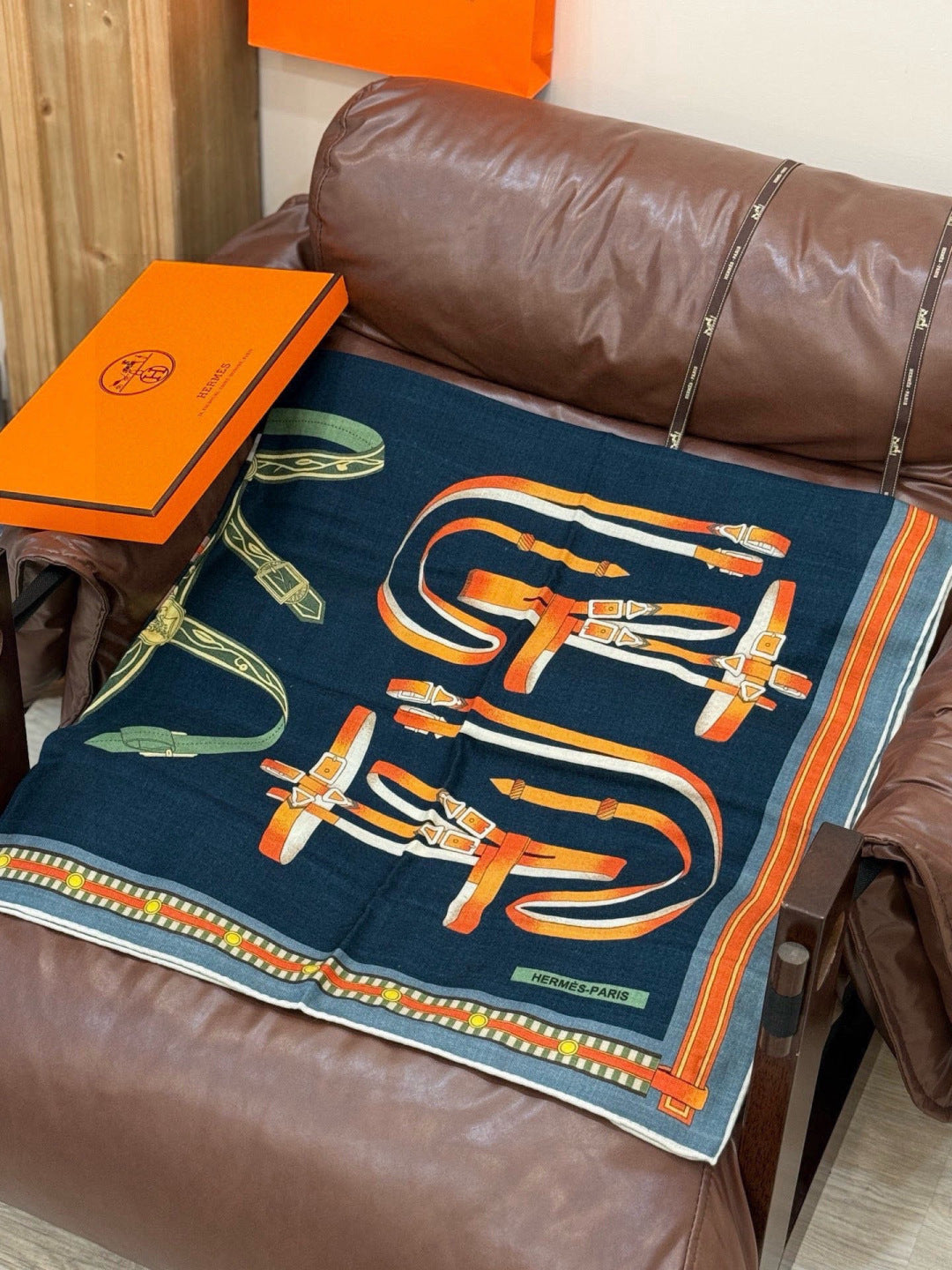 HM 25s Equestrianism Scarf 140cm Navy Blue Cashmere Silk 970961