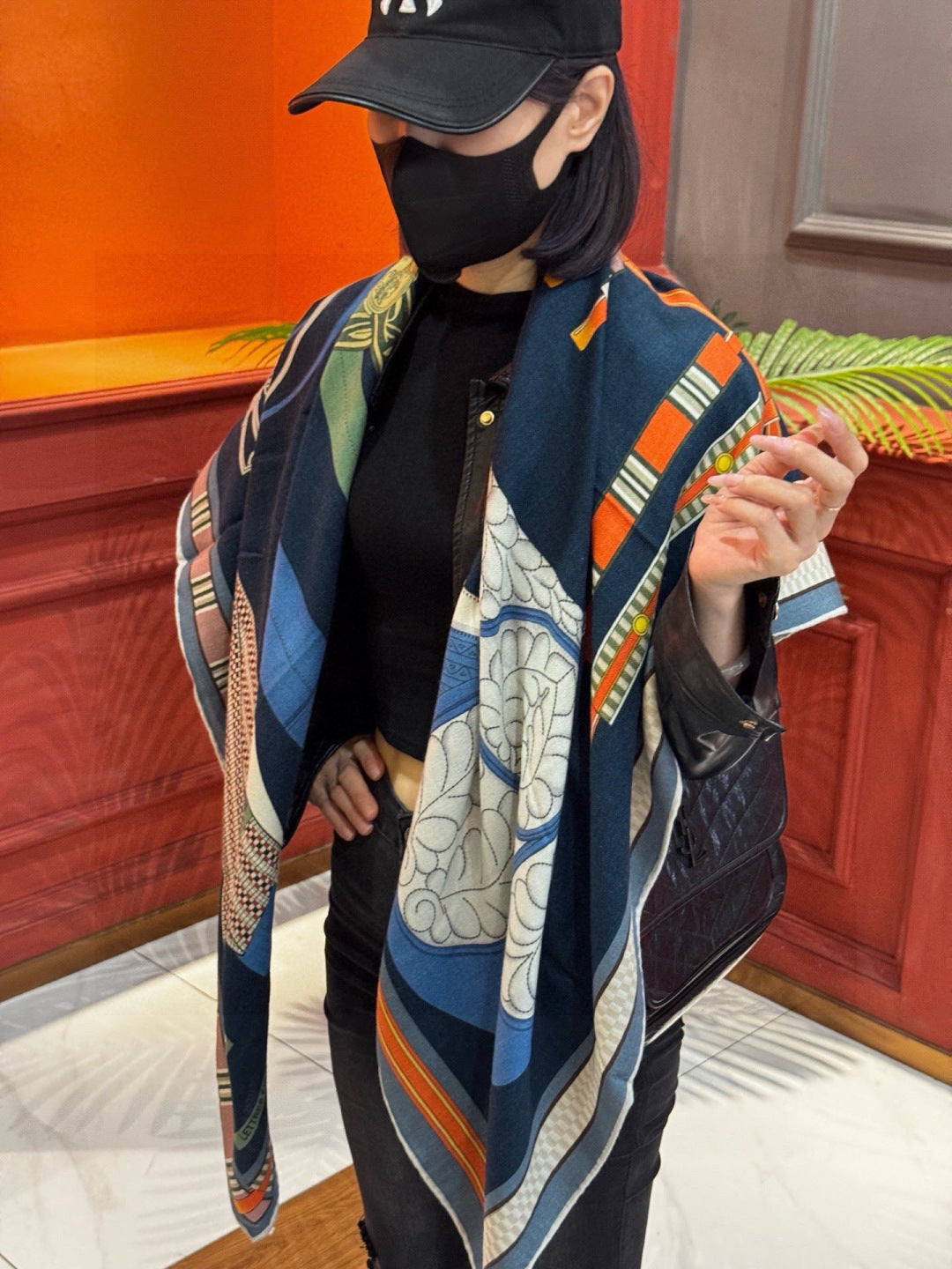 HM 25s Equestrianism Scarf 140cm Navy Blue Cashmere Silk 970961